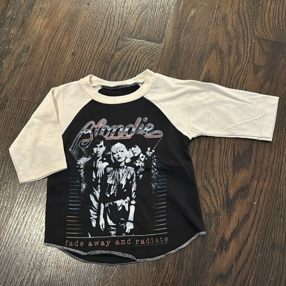 Rowdy Sprouts Blondie 3/4 Sleeve Raglan Tee. BRAND NEW NEVER WORN
